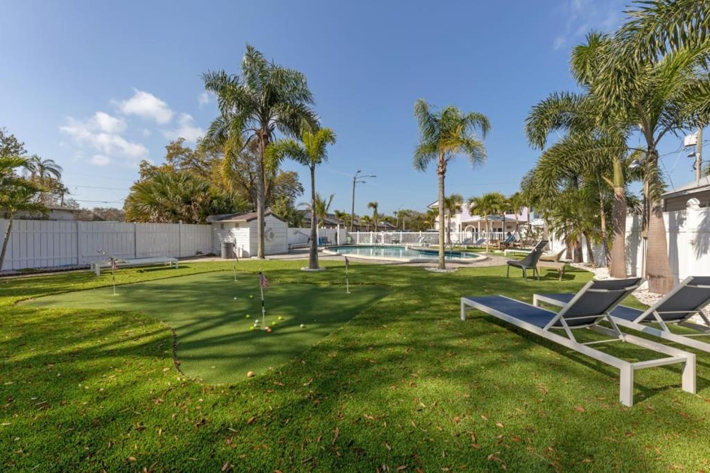 Located By The Beach 1 Bedroom With Parking And Pool Clearwater Eksteriør bilde